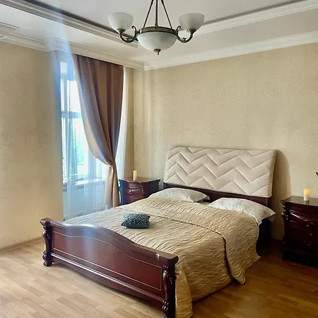 Opera House Apartment